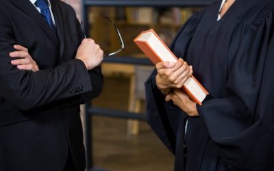 ¿Qué es un doctorado en Derecho y qué requisitos tiene?